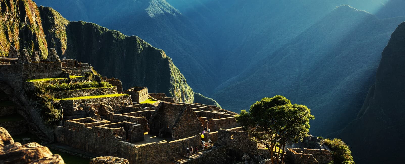 Ruinas antiguas de Machu Picchu en Perú
