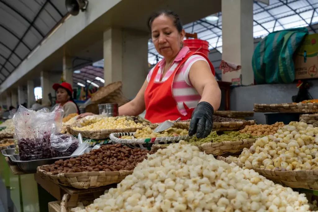 Mercado 10 De Agosto