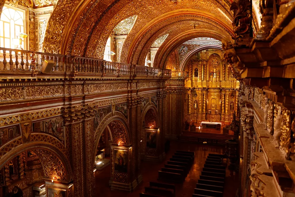 Gilded interior of La Compañía de Jesús Church, Quito